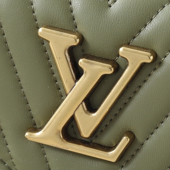 Stylish Olive Quilted Crossbody Bag with Chain - Picture 6 of 9